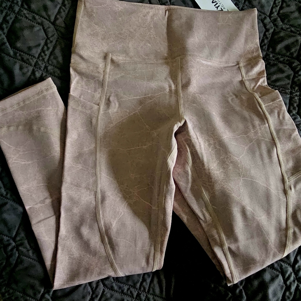 ZYIA Pink Granite Pocket Leggings 6/8